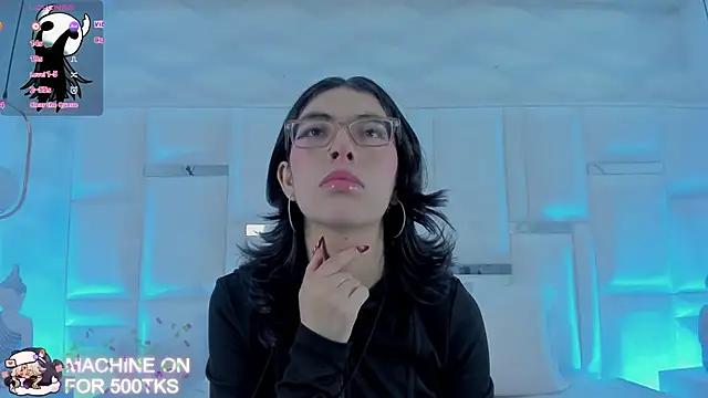 Im Molly Angel online show from January 13, 2026, 8:02 pm