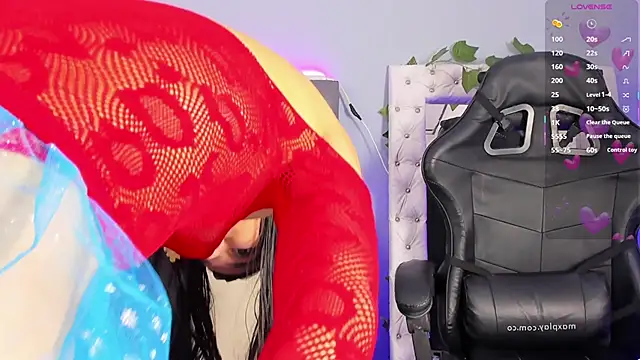  jasmine blush online show from October 14, 2025, 1:56 pm