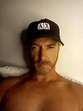 Snapshot of Loiroatv36 chatting on March 19, 2026, 9:31 am Loiroatv36 online show from March 19, 2026, 9:31 am