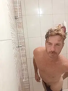 Snapshot of Loiroatv36 chatting on March 21, 2026, 10:57 pm Loiroatv36 online show from March 21, 2026, 10:57 pm