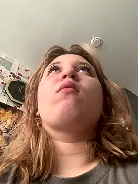 Kemeli008 online show from September 26, 2025, 7:59 am