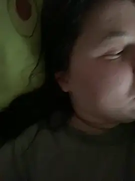 Kemeli008 online show from November 3, 2025, 9:02 am