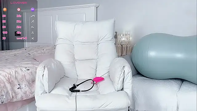 B-Yaya online show from October 1, 2025, 3:49 pm