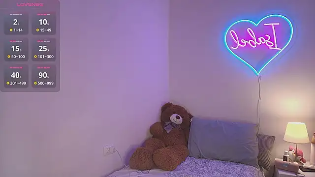 Snapshot of IsabelCortes chatting on March 19, 2026, 1:05 am IsabelCortes online show from March 19, 2026, 1:05 am