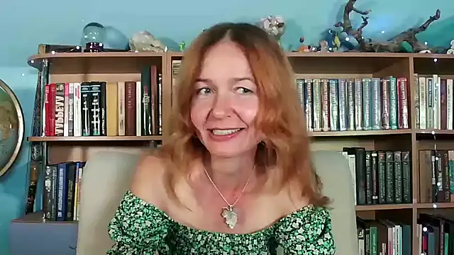 Snapshot of Foxilady357 chatting on September 9, 2025, 2:26 pm Foxilady357 online show from September 9, 2025, 2:26 pm