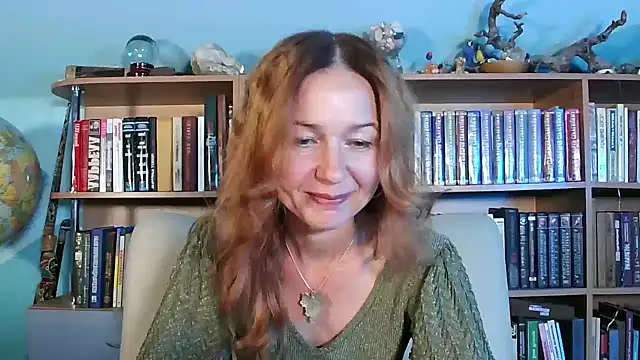 Snapshot of Foxilady357 chatting on September 26, 2025, 2:02 pm Foxilady357 online show from September 26, 2025, 2:02 pm