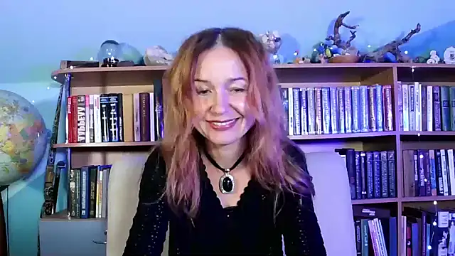 Snapshot of Foxilady357 chatting on October 31, 2025, 3:19 pm Foxilady357 online show from October 31, 2025, 3:19 pm