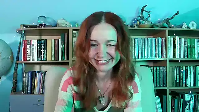 Snapshot of Foxilady357 chatting on December 19, 2025, 2:19 pm Foxilady357 online show from December 19, 2025, 2:19 pm