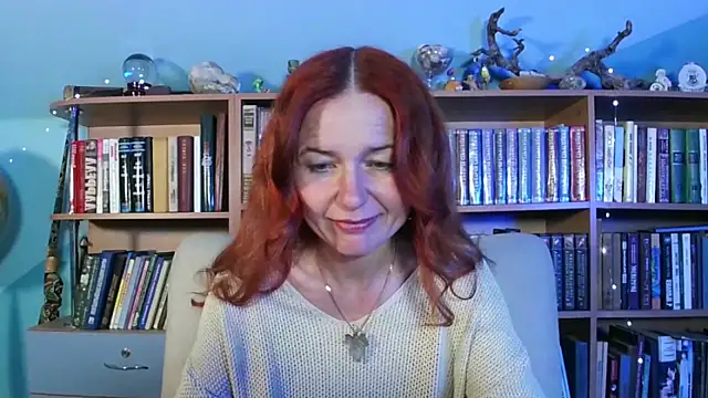 Foxilady357 online show from April 22, 2026, 1:18 pm