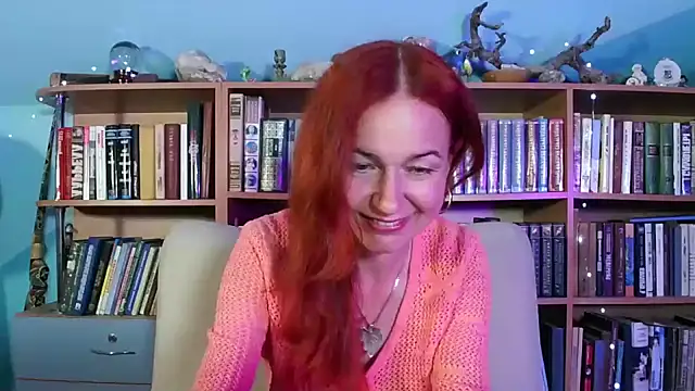 Foxilady357 online show from May 11, 2026, 4:04 pm