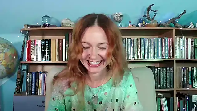 Snapshot of Foxilady357 chatting on October 15, 2025, 2:03 pm Foxilady357 online show from October 15, 2025, 2:03 pm