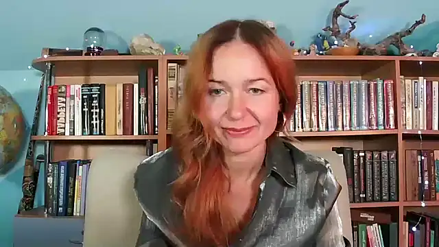 Snapshot of Foxilady357 chatting on September 30, 2025, 2:34 pm Foxilady357 online show from September 30, 2025, 2:34 pm