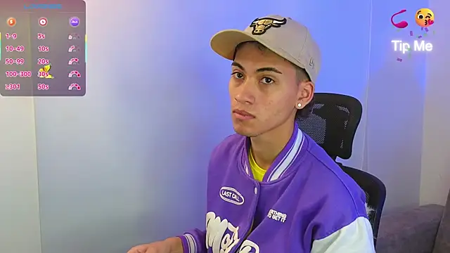 yulian vasquez online show from October 3, 2025, 12:17 pm