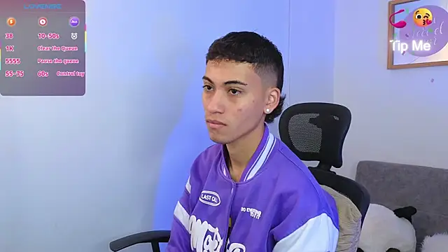 yulian vasquez online show from September 27, 2025, 12:22 pm