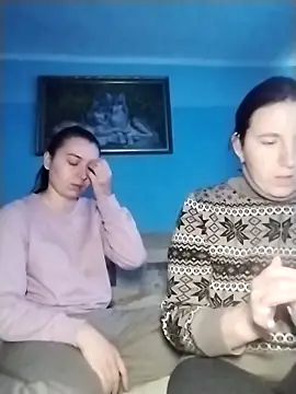 Viktoriia27 online show from December 17, 2025, 12:21 pm