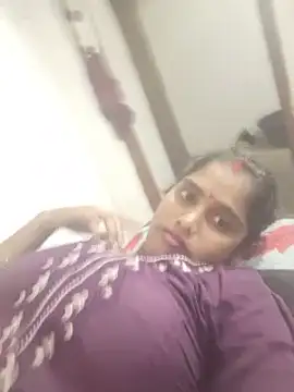 Snapshot of Guriya0076 chatting on July 6, 2026, 11:39 am Guriya0076 online show from July 6, 2026, 11:39 am
