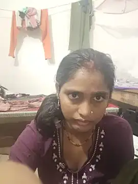 Snapshot of Guriya0076 chatting on July 10, 2026, 12:27 pm Guriya0076 online show from July 10, 2026, 12:27 pm