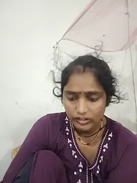 Snapshot of Guriya0076 chatting on June 27, 2026, 11:33 pm Guriya0076 online show from June 27, 2026, 11:33 pm