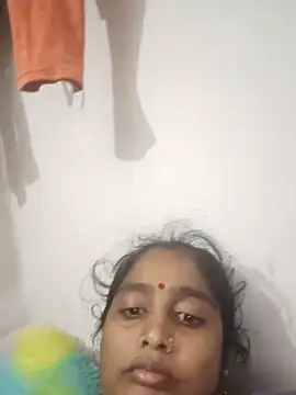 Snapshot of Guriya0076 chatting on July 11, 2026, 4:29 pm Guriya0076 online show from July 11, 2026, 4:29 pm