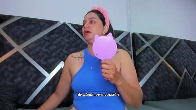 MelanyVegas online show from March 12, 2026, 8:07 am