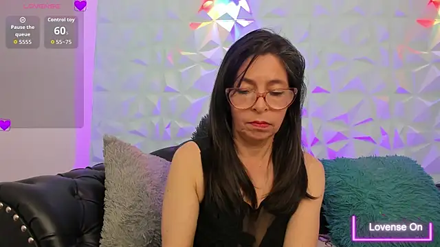 SabinaDeluxe cg online show from December 4, 2025, 12:48 pm