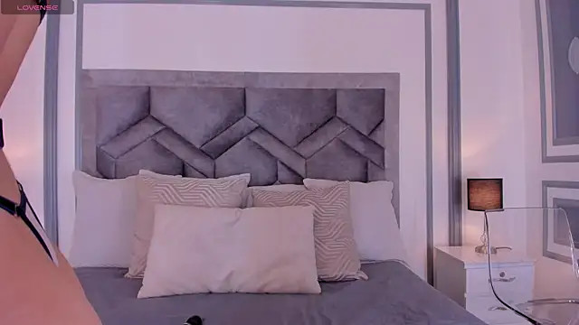 Snapshot of lucianacohelo chatting on September 20, 2025, 11:48 am lucianacohelo online show from September 20, 2025, 11:48 am