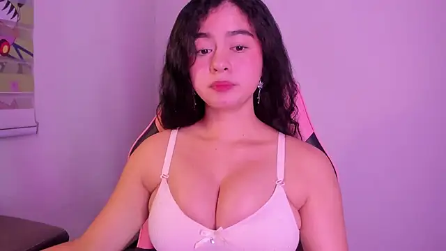 Arianna Jannes online show from June 8, 2026, 1:28 am