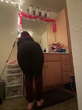 Snapshot of moan4mona chatting on March 2, 2026, 4:25 pm moan4mona online show from March 2, 2026, 4:25 pm