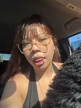 moan4mona online show from June 15, 2026, 3:12 pm