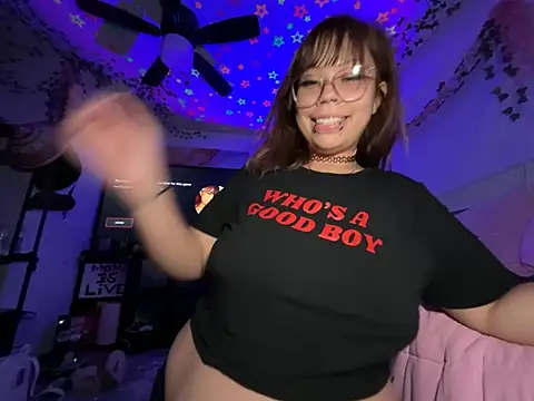 moan4mona online show from June 27, 2026, 3:23 am