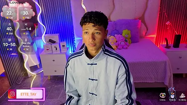 Snapshot of Ette_tay chatting on March 5, 2026, 3:14 am Ette tay online show from March 5, 2026, 3:14 am