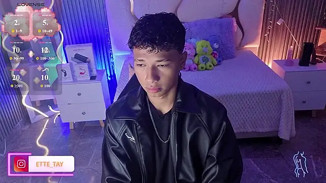 Snapshot of Ette_tay chatting on February 7, 2026, 3:25 am Ette tay online show from February 7, 2026, 3:25 am