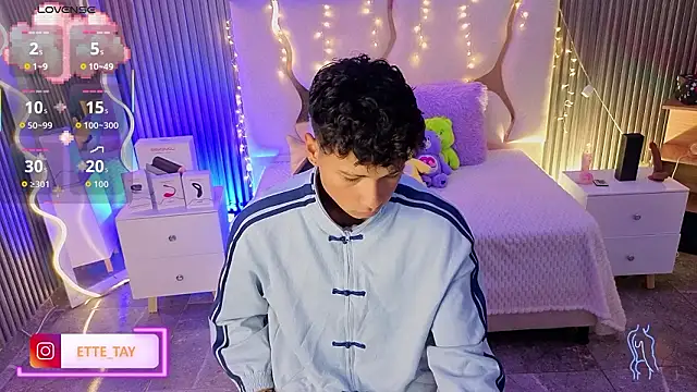 Snapshot of Ette_tay chatting on March 7, 2026, 3:13 am Ette tay online show from March 7, 2026, 3:13 am