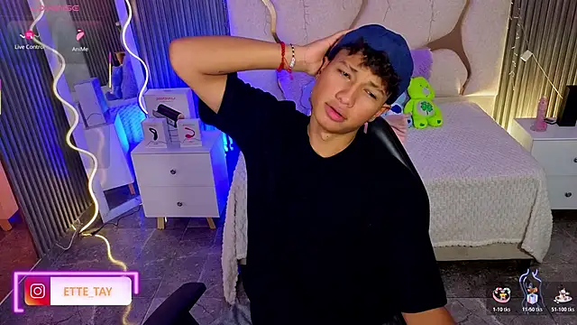 Snapshot of Ette_tay chatting on March 20, 2026, 7:15 pm Ette tay online show from March 20, 2026, 7:15 pm