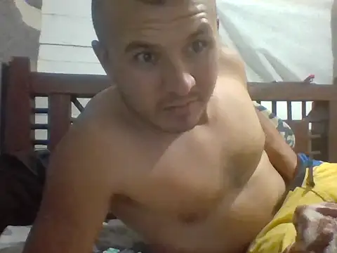 santiii   12 online show from March 18, 2026, 5:21 am