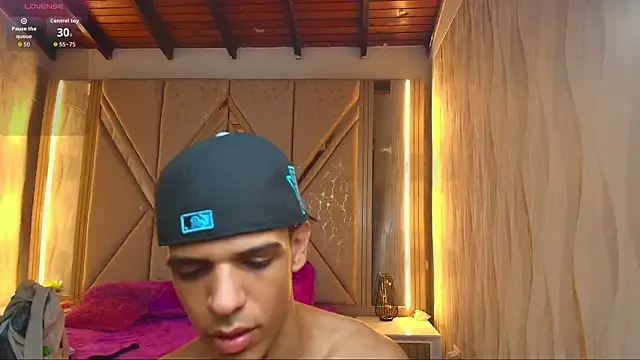 Hotcouple 222 online show from October 2, 2025, 7:23 am