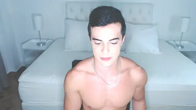 mr hunterx online show from April 24, 2026, 2:46 am