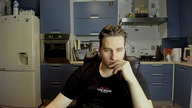 Snapshot of romiosabrino chatting on February 11, 2026, 1:11 pm romiosabrino online show from February 11, 2026, 1:11 pm