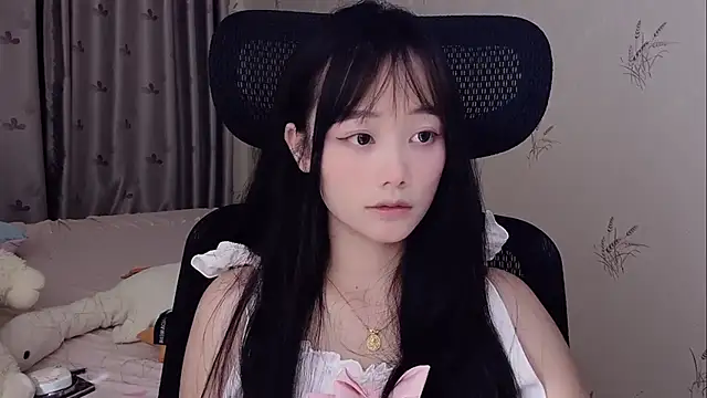 puppy-999 online show from June 3, 2026, 12:06 pm