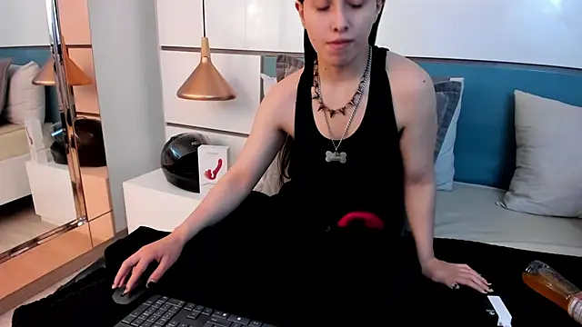 Snapshot of Ashkoreh chatting on July 25, 2026, 3:51 pm Ashkoreh online show from July 25, 2026, 3:51 pm