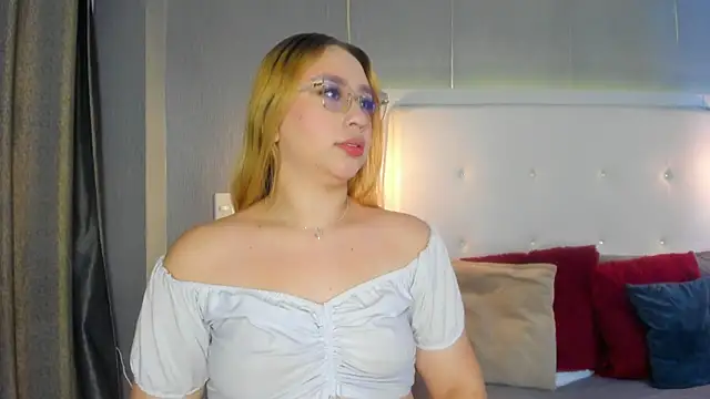 Snapshot of ximenanoah chatting on March 17, 2026, 12:41 pm ximenanoah online show from March 17, 2026, 12:41 pm