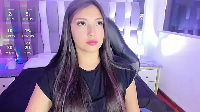 Adaara Rey online show from October 14, 2025, 8:20 pm