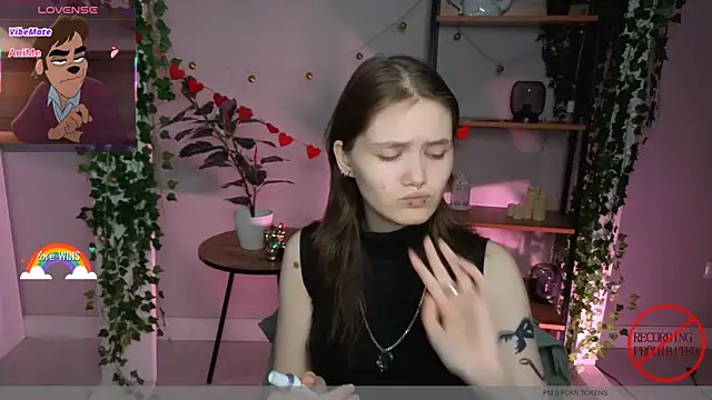 Dilara xBaby online show from June 19, 2026, 9:09 pm