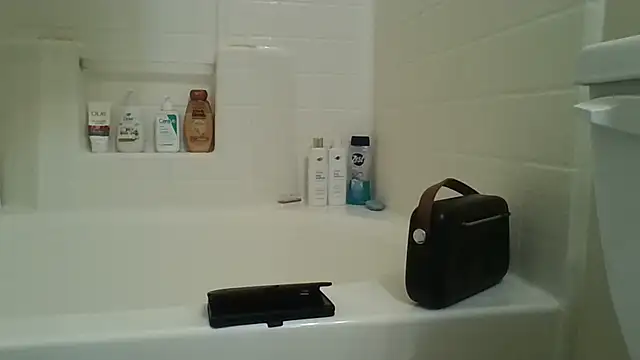 Scott654538 online show from October 16, 2025, 4:04 pm