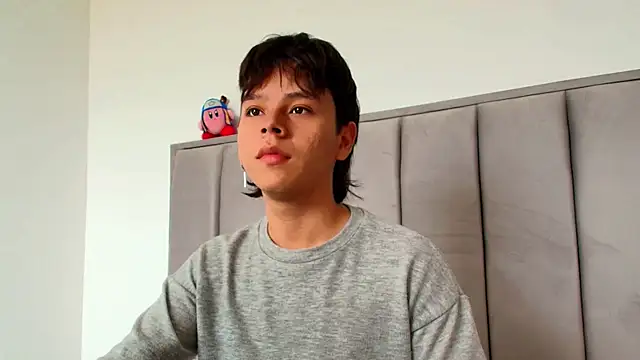 nico leroy online show from September 21, 2025, 3:28 pm