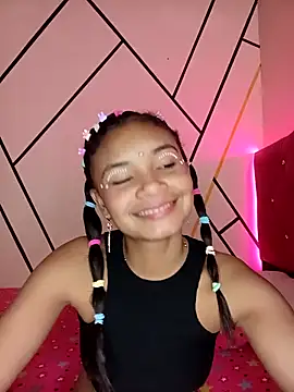 liz7skinny online show from September 18, 2025, 6:44 pm