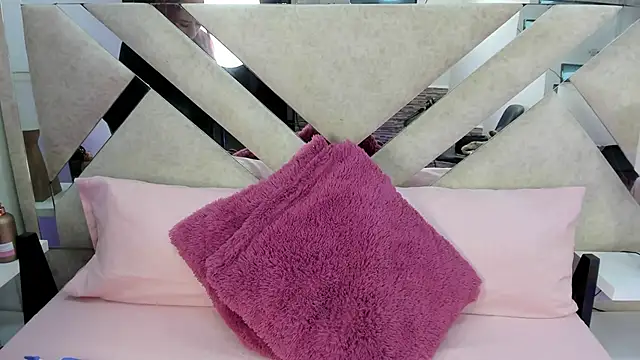 ximena vasquez8 online show from January 16, 2026, 3:10 am