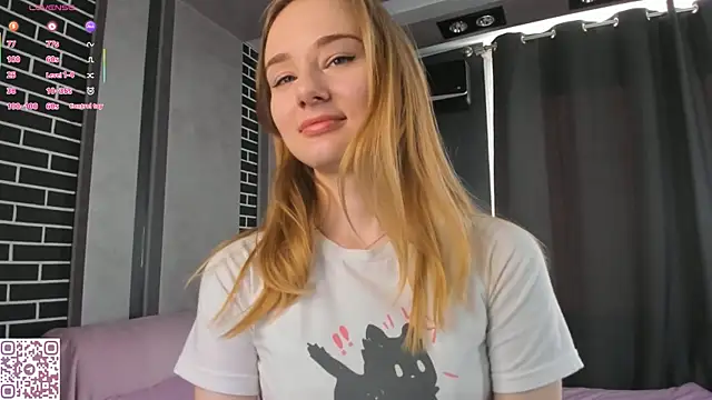 ElvinaRose online show from October 3, 2025, 3:41 am