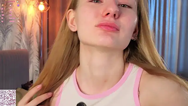 ElvinaRose online show from April 30, 2026, 5:36 am