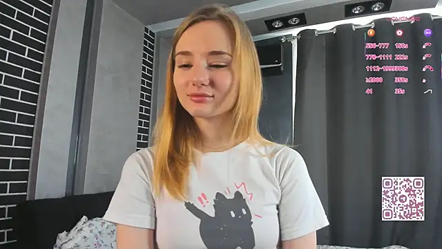 ElvinaRose online show from September 22, 2025, 3:34 am